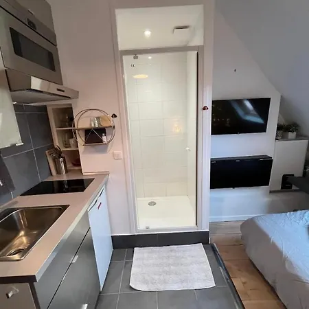 Cosy Saint-lazare Apartment